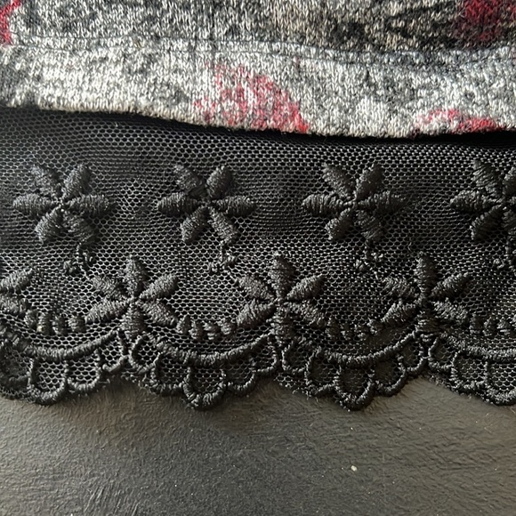 Northern reflections, Floral long sleeve stretchy lace top, XXL​​​ - Picture 3 of 6